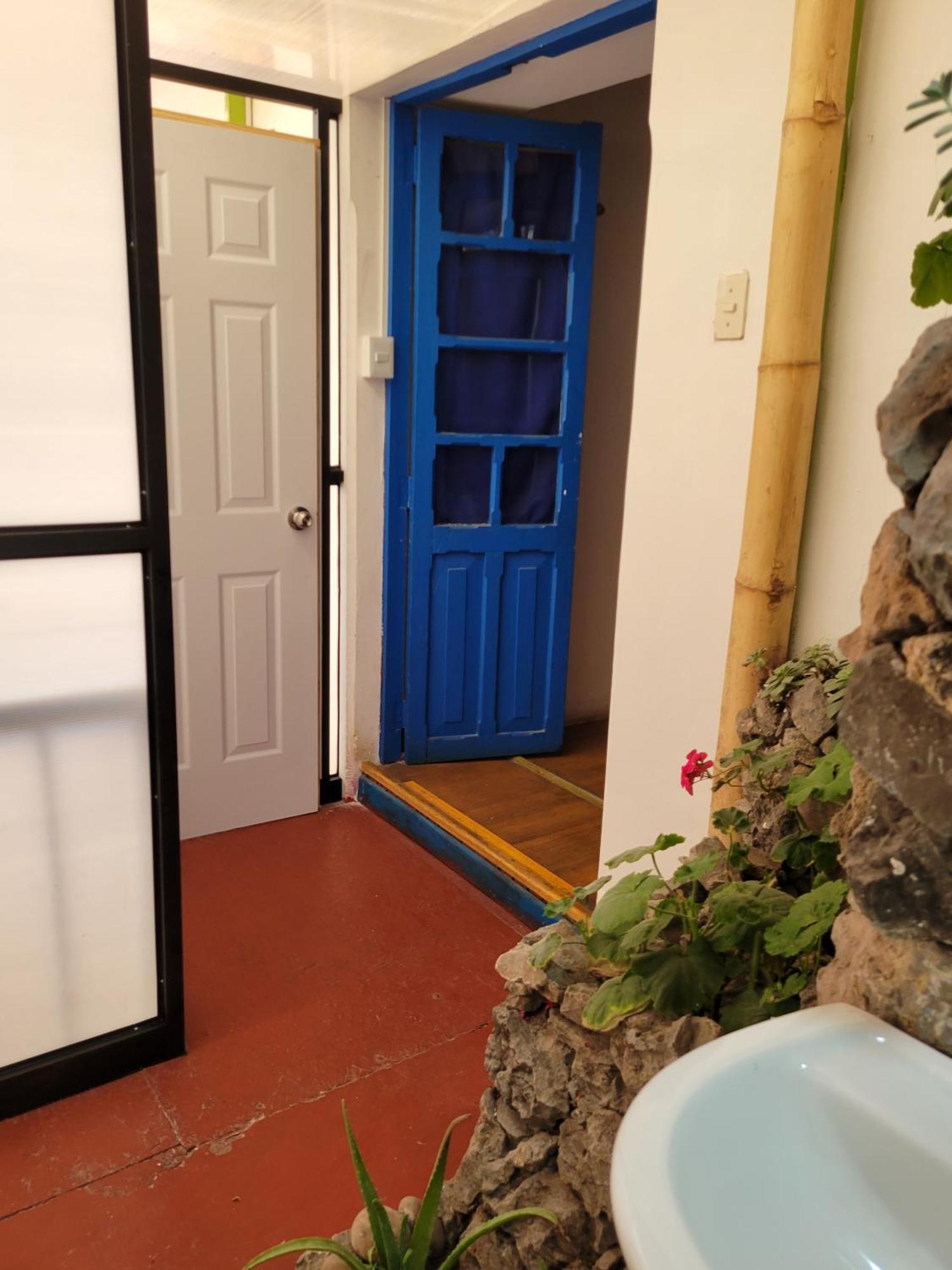 Acomodação com café da manhã  Azul